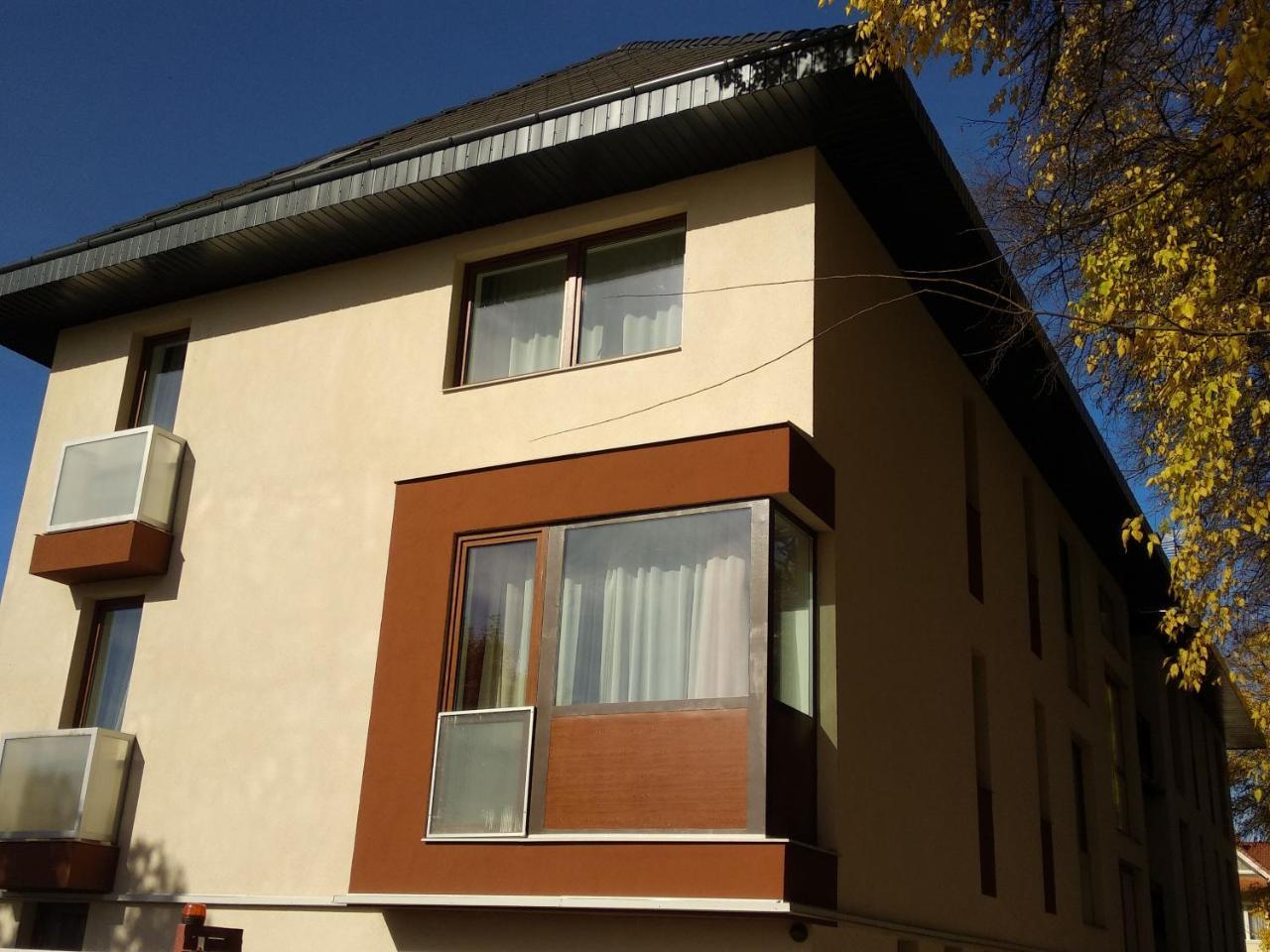 Acopark Vendeghaz Hotel Debrecen Exterior photo